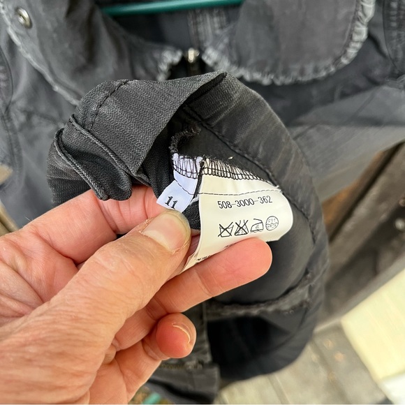 Dusol-ciel Charcoal Gray Zip Ruffle Edge Vest Sz 11/M - Picture 4 of 13